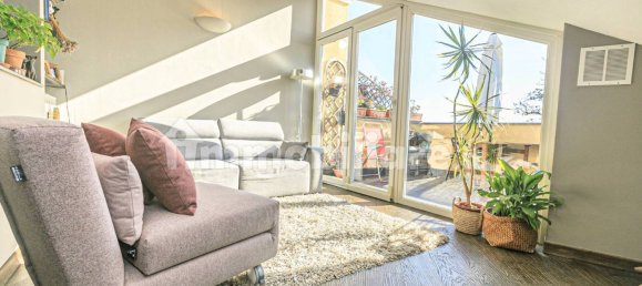 Ático de 2 dormitorios en Genoa, Italy No. 10877 36