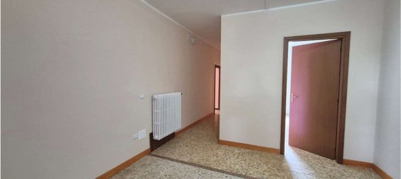 4 rooms Apartment in Monte San Giovanni Campano, Italy No. 290879 6