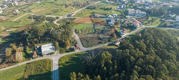 2050m² Land in Pacos de Ferreira, Portugal No. 83670 11