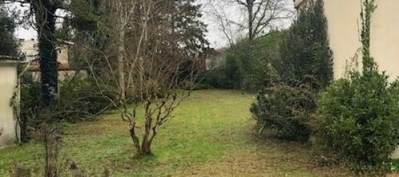 305m² Land in Bordeaux, France No. 302009 5