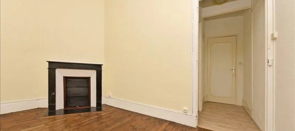 2 Schlafzimmer Gebäude in Saint-Quentin, France, Nr. 52769 15