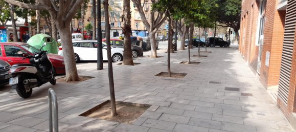 Коммерческая недвижимость в Валенсия, Испания № 170597 27