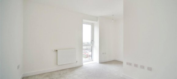 1 bedroom Apartment in The Hyde, United Kingdom No. 11675 9