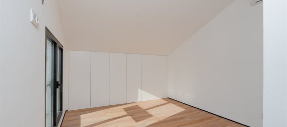 5 bedrooms Villa in Cascais, Portugal No. 107744 35