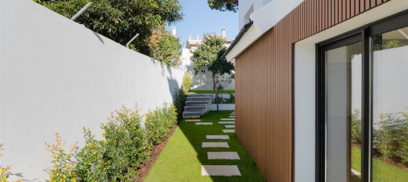 5 bedrooms Villa in Cascais, Portugal No. 107744 40