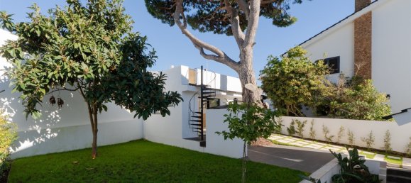 5 bedrooms Villa in Cascais, Portugal No. 107744 19