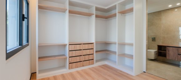 5 bedrooms Villa in Cascais, Portugal No. 107744 23