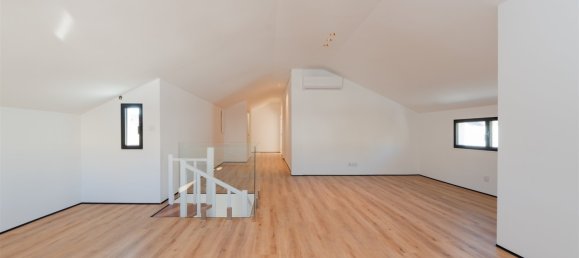 5 bedrooms Villa in Cascais, Portugal No. 107744 32