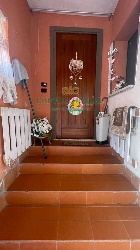 3 rooms Apartment in Summonte, Italy No. 81532