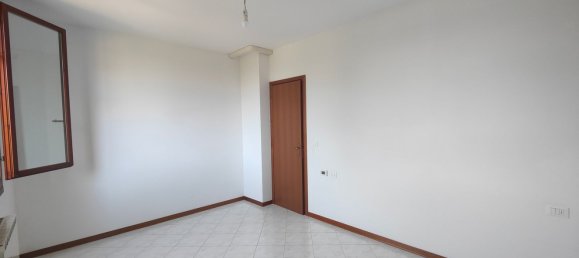 3غرفة شقة في Medicina, Italy رقم 285196 24