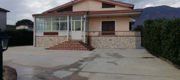 Villa de 8 divisões em Presenzano, Italy N.º 299580 4