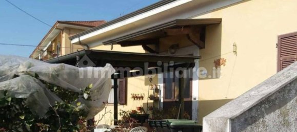 4 bedrooms House in Carrara, Italy No. 50632 10