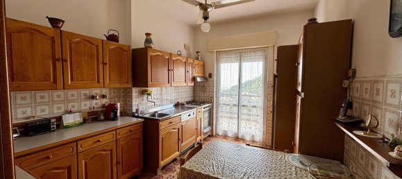 4 bedrooms Apartment in Genoa, Italy No. 335538 15