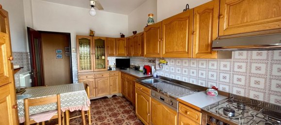 4 bedrooms Apartment in Genoa, Italy No. 335538 16