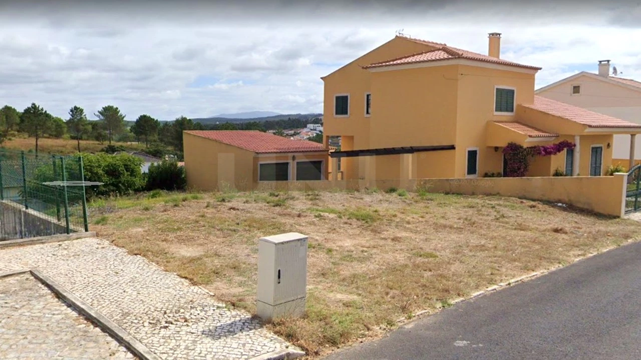 Terrain à Torres Vedras, Portugal No. 74415