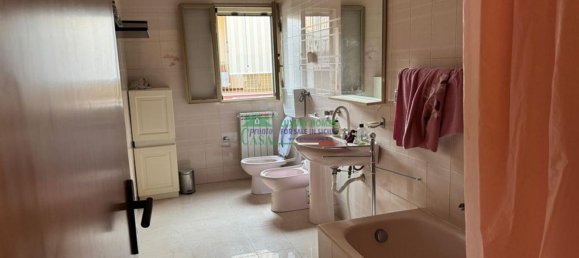 7 rooms House in Giarratana, Italy No. 261344 9