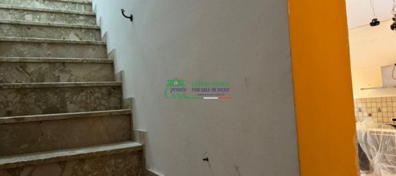 7 rooms House in Giarratana, Italy No. 261344 10