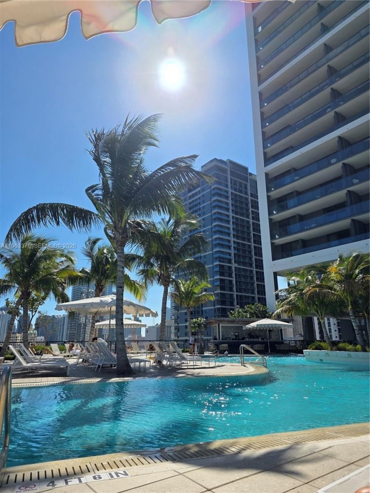 2 Schlafzimmer Gewerbliche Immobilien in Miami, USA, Nr. 615653