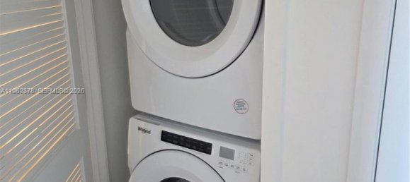 2 Schlafzimmer Gewerbliche Immobilien in Miami, USA, Nr. 615653 3