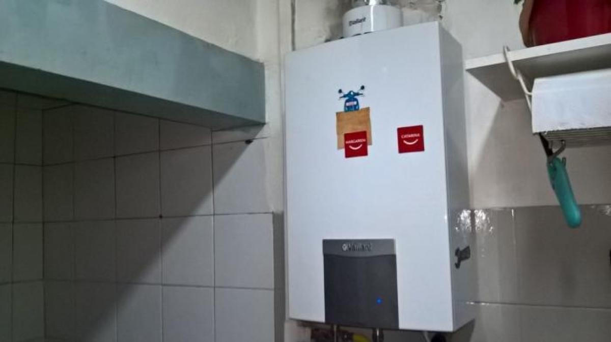 2 bedrooms Apartment in Lisbon, Portugal No. 3913