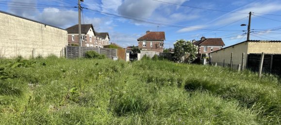 2 bedrooms House in Saint-Quentin, France No. 260172 7