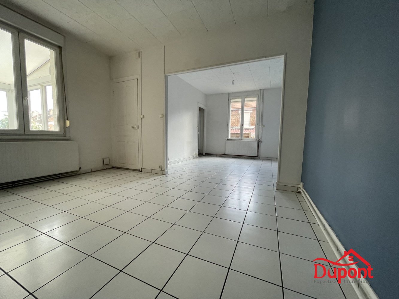 2 bedrooms House in Saint-Quentin, France No. 260172