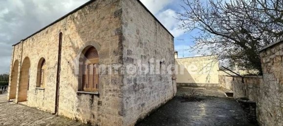 4 bedrooms Villa in Fasano, Italy No. 340633 5