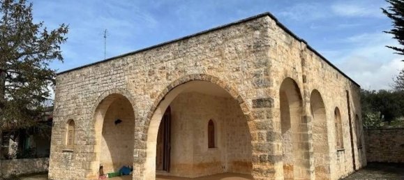 4 bedrooms Villa in Fasano, Italy No. 340633 3