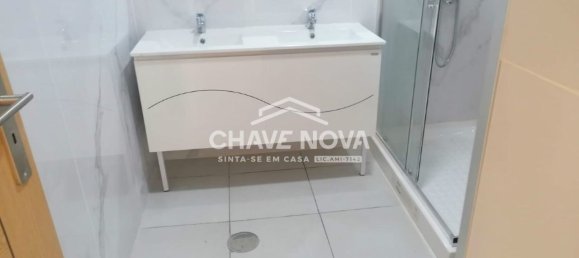 3 غرف نوم منزل في Porto, Portugal رقم 45795 14