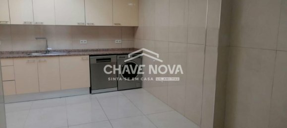 3 غرف نوم منزل في Porto, Portugal رقم 45795 7