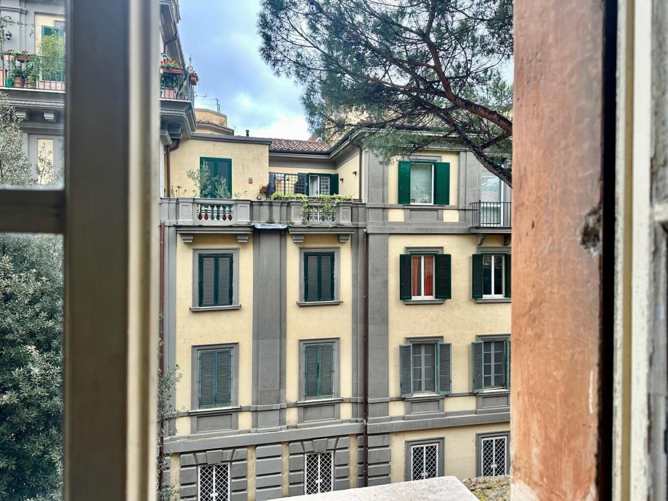 5-Zimmer Wohnung in Rome, Italy, Nr. 264052