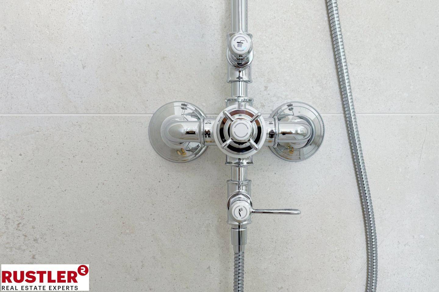 2غرفة شقة في Modling, Austria رقم 217695