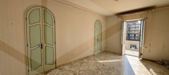 4 rooms Apartment in Molfetta, Italy No. 28498 4