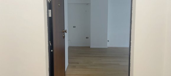 2 rooms Apartment in Rome, Italy No. 44878 17