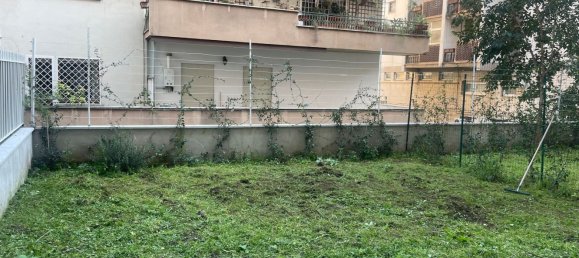2 rooms Apartment in Rome, Italy No. 44878 2