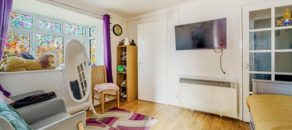 1 bedroom Apartment in Feltham, United Kingdom No. 9867 4