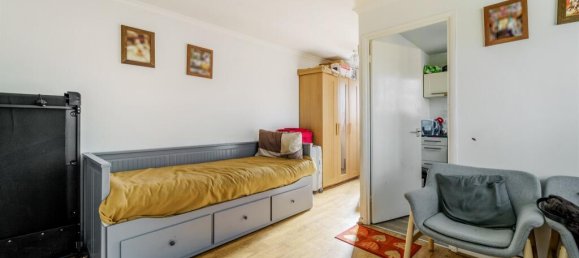 1 bedroom Apartment in Feltham, United Kingdom No. 9867 3