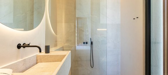 4 chambres Villa à Genova, Spain No. 16276 16