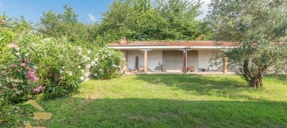 5 غرف نوم فيلا في Pietra Marazzi, Italy رقم 216225 10