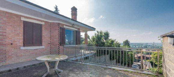 5 غرف نوم فيلا في Pietra Marazzi, Italy رقم 216225 36