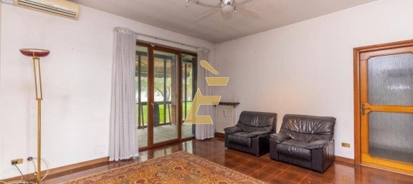 5 غرف نوم فيلا في Pietra Marazzi, Italy رقم 216225 7