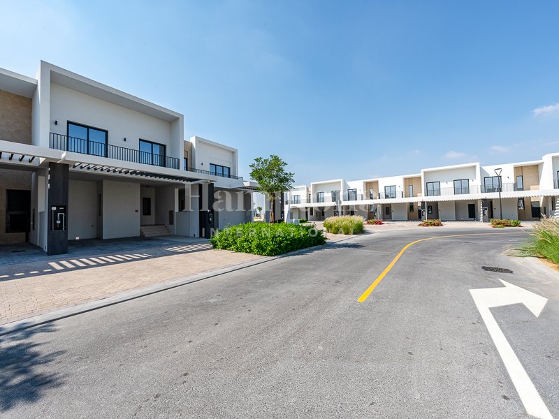 Moradia em banda T3 em Dubai South (Dubai World Central), UAE N.º 122305