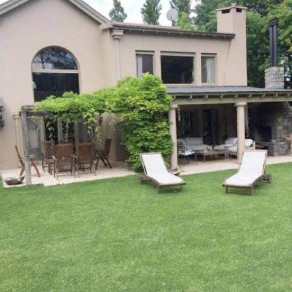 5 bedrooms House in Tigre, Argentina No. 90067