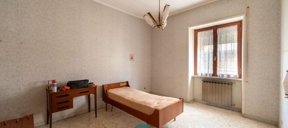 Apartamento de 4 habitaciónes en Gallicano nel Lazio, Italy No. 261540 15