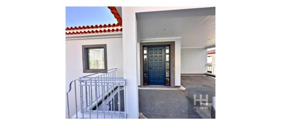 3 bedrooms Villa in Funchal, Portugal No. 141728 27
