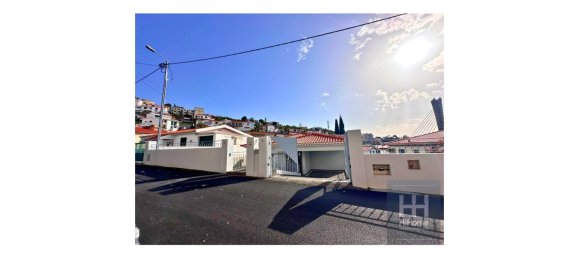 3 bedrooms Villa in Funchal, Portugal No. 141728 31
