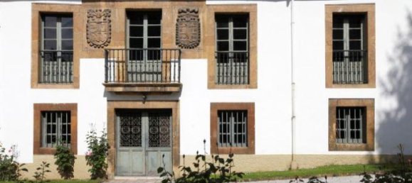  Castillos de 10 dormitorios en Oviedo, Spain No. 72144 12