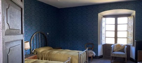  Castillos de 10 dormitorios en Oviedo, Spain No. 72144 25