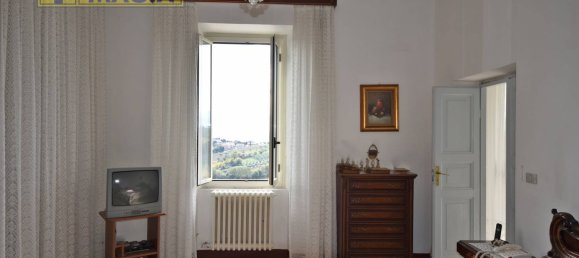 Casa de 6 habitaciónes en Colonnella, Italy No. 124714 19