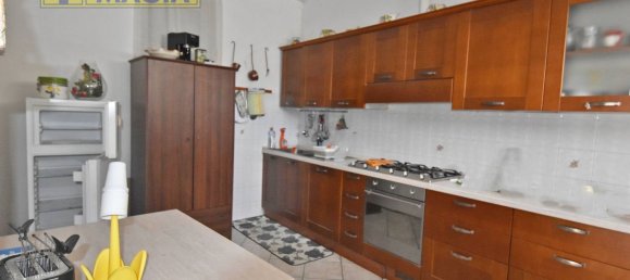 Casa de 6 habitaciónes en Colonnella, Italy No. 124714 14